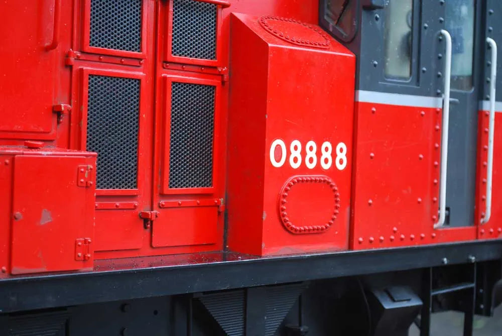 7 1/4 inch gauge Class 08 shunter