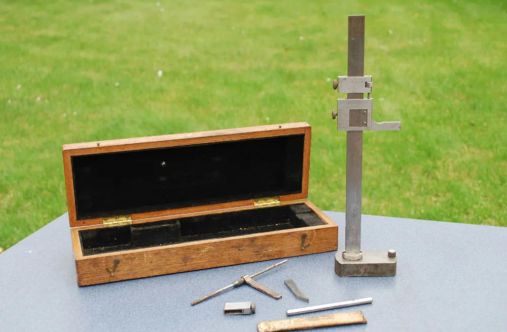 Vernier height gauge