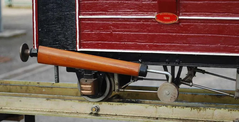 5 inch gauge guards van