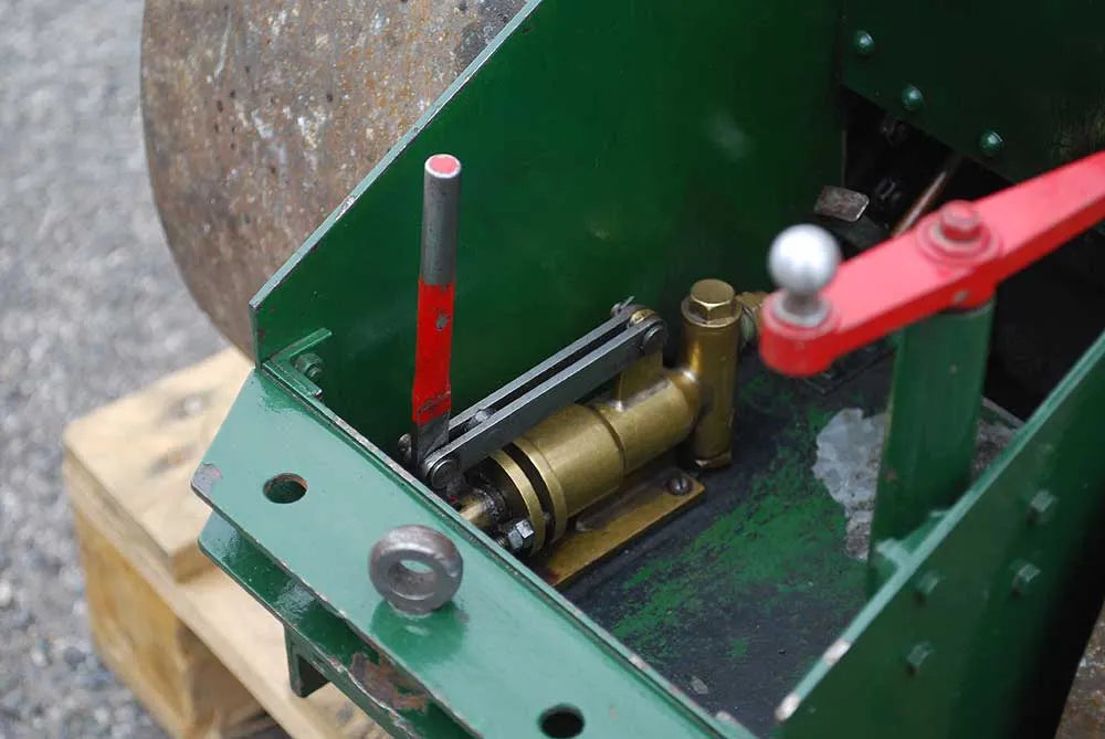 4 1/2 inch scale Simplicity roller