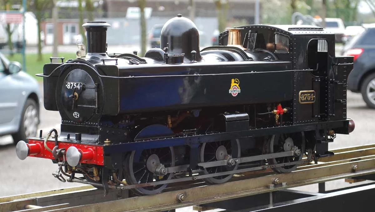5 inch gauge GWR 0-6-0PT