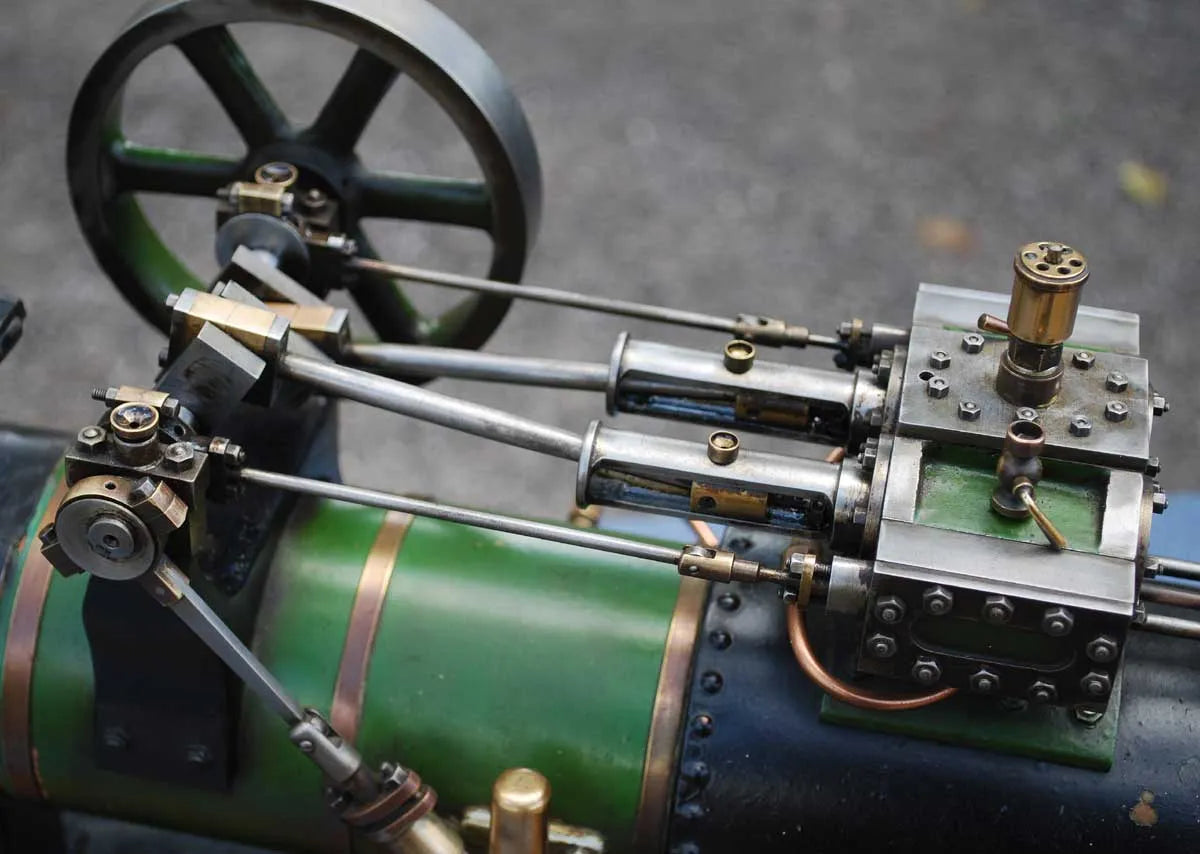 Semi portable engine