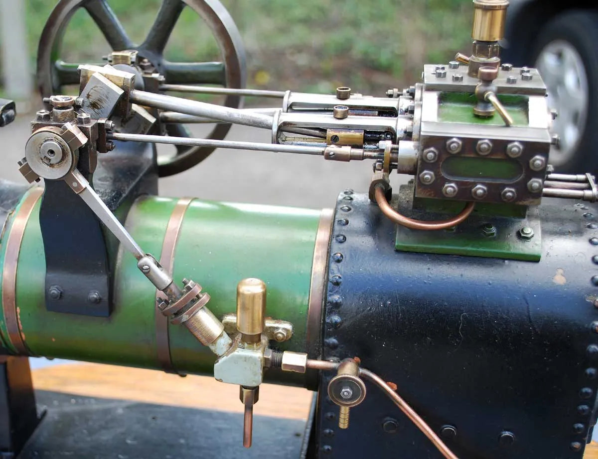 Semi portable engine