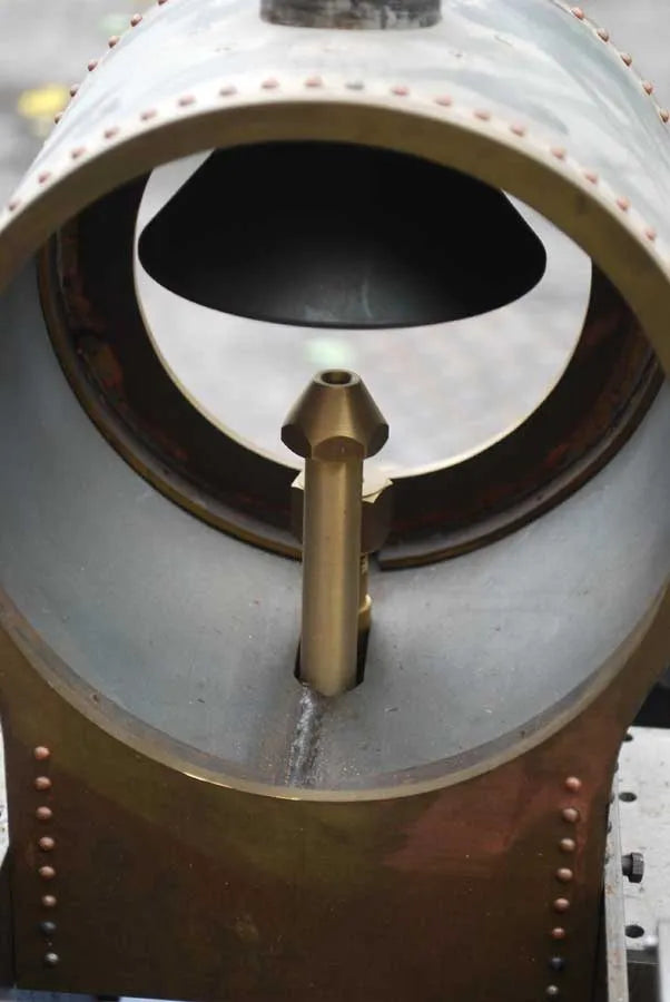 7 1/4 inch gauge "Hercules" with commercial boiler