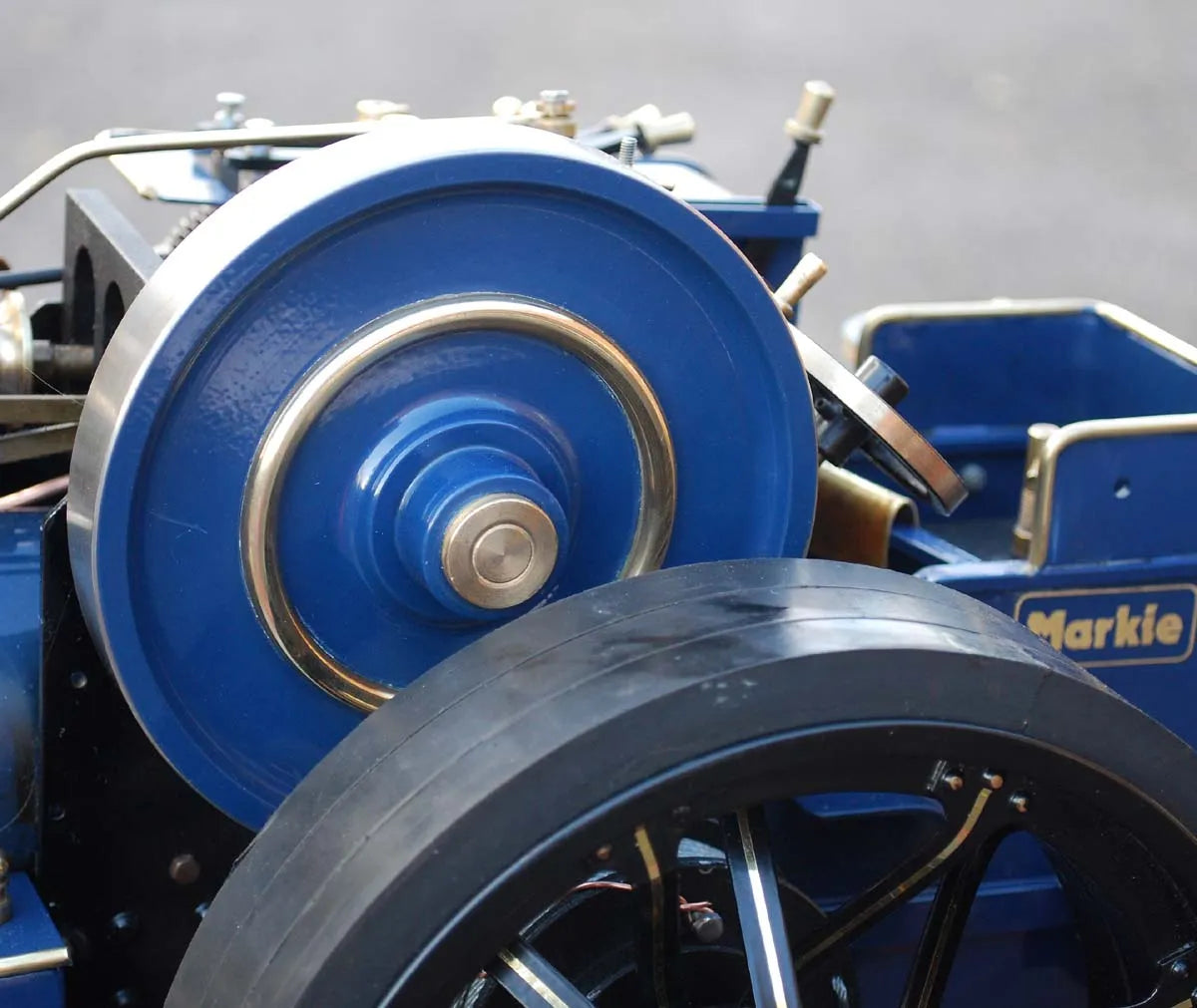 Markie spirit-fired Showmans engine with bowser