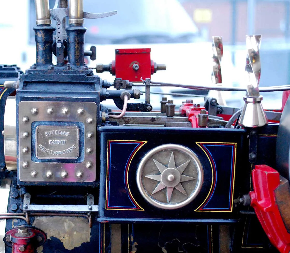 2 inch scale Burrell DCC Showmans engine