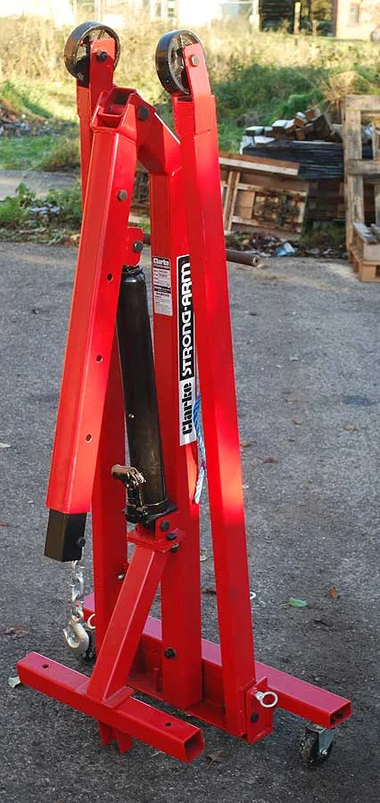 Engine crane