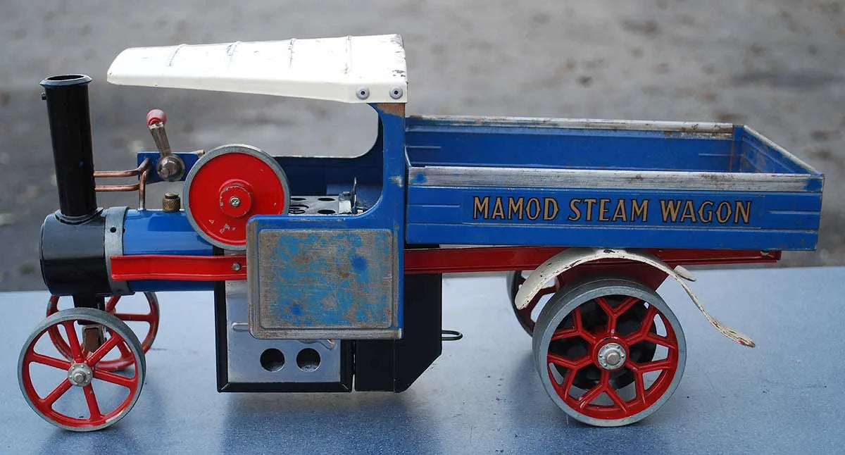 Mamod tractor, wagon, car & trailers for restoration