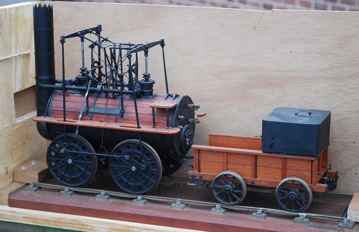 3 1/2 inch gauge Maxwell Hemmens "Locomotion"