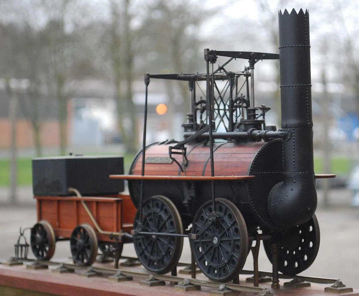 3 1/2 inch gauge Maxwell Hemmens "Locomotion"