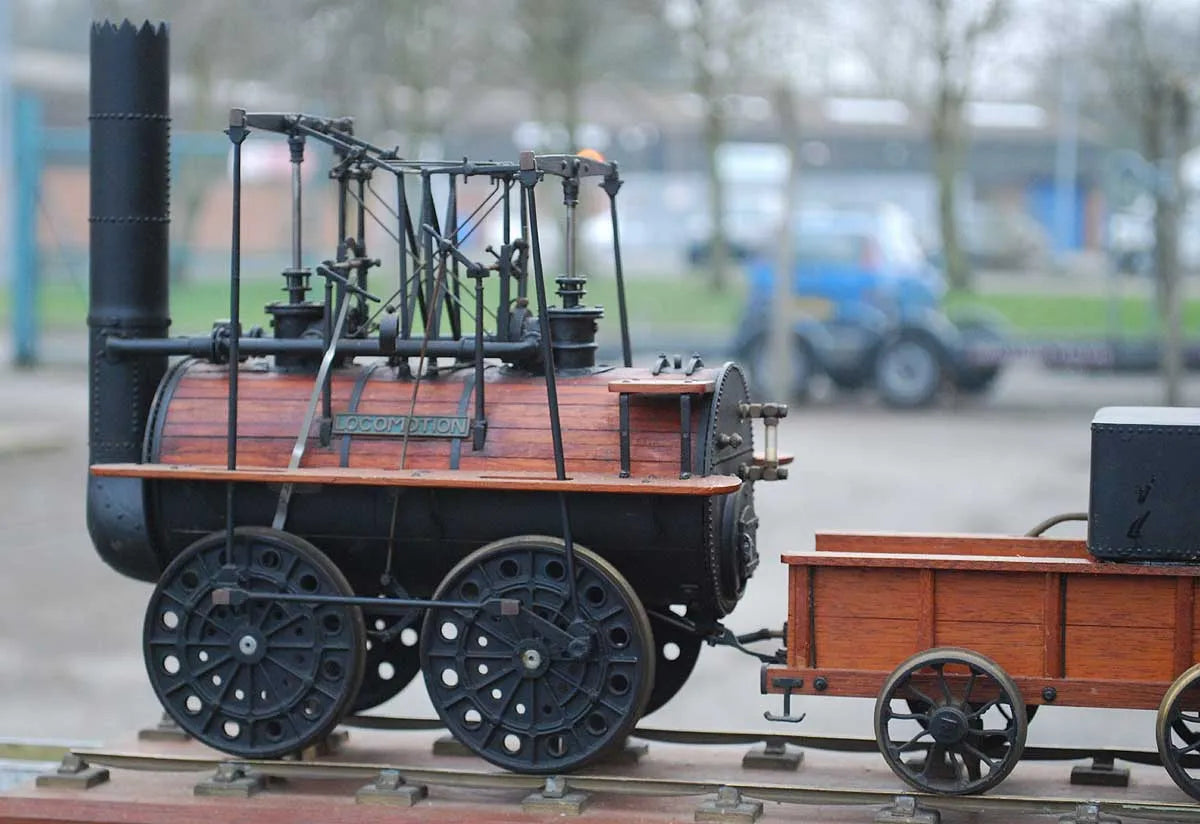 3 1/2 inch gauge Maxwell Hemmens "Locomotion"