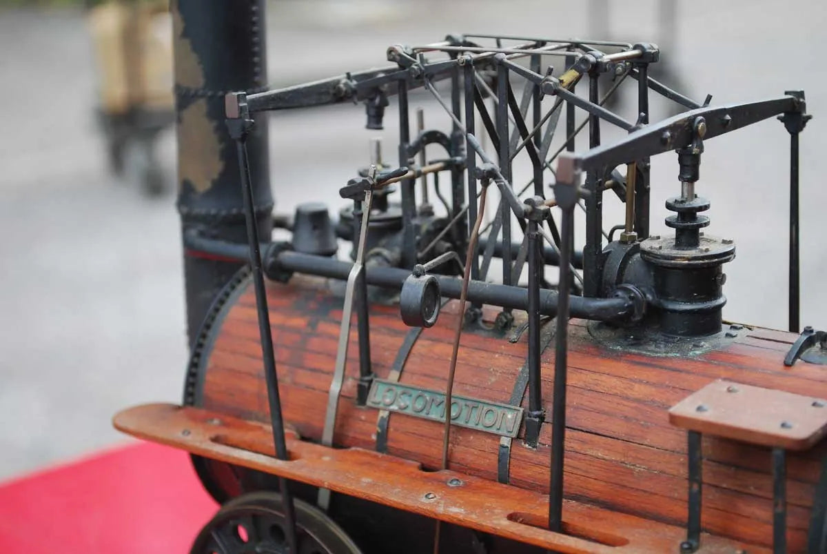 3 1/2 inch gauge Maxwell Hemmens "Locomotion"