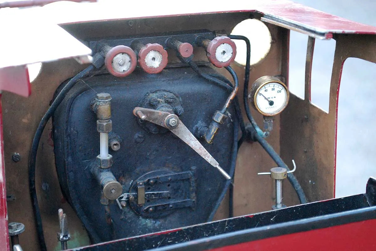 3 1/2 inch gauge Bassett-Lowke 0-6-0T