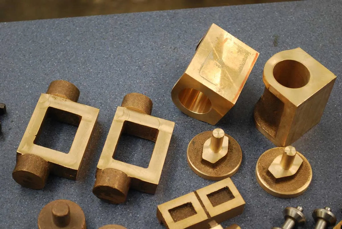 Quantity machined castings for 3 1/2 inch gauge Stanier 2-6-4T