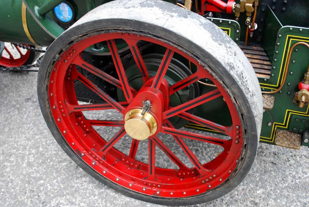 4 inch scale Foster traction engine with riding trailer