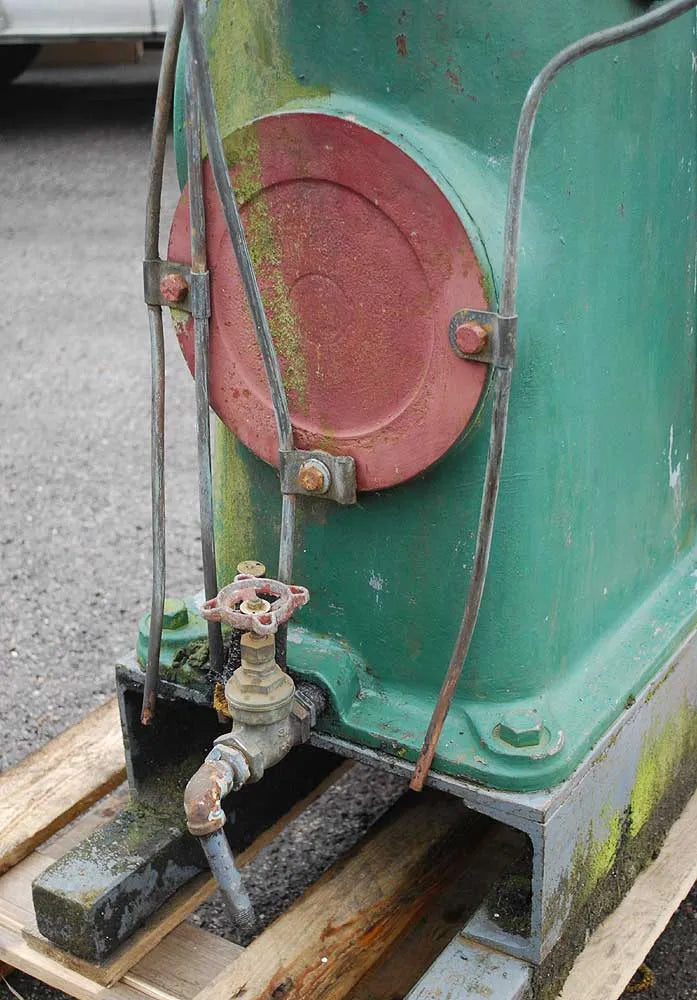 Sissons stationary engine