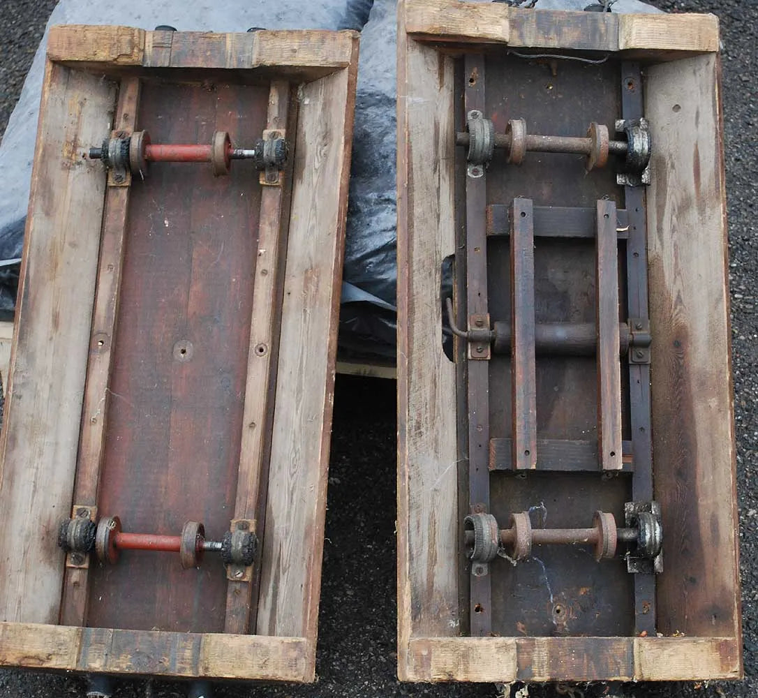 Pair 3 1/2 inch gauge trucks