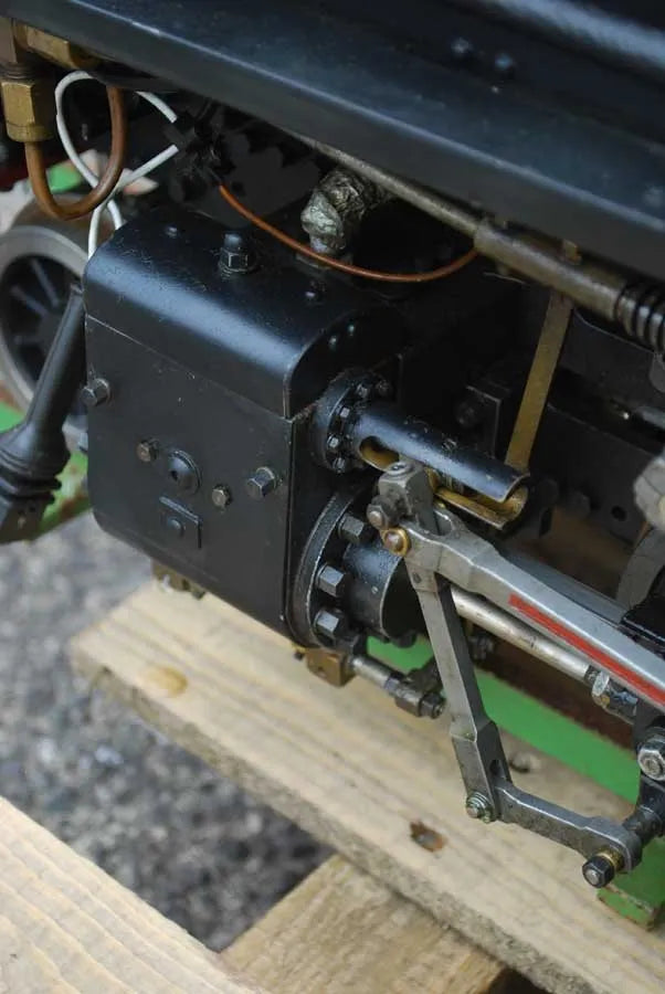 5 inch gauge 2-8-2+2-8-2 Garratt