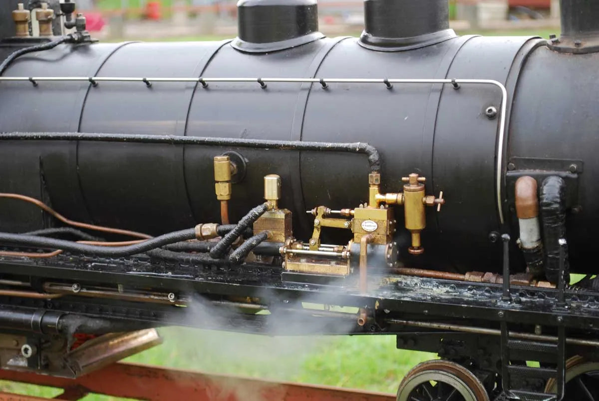 5 inch gauge 2-8-2+2-8-2 Garratt