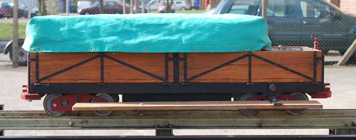 5 inch gauge WD bogie truck with tarpaulin