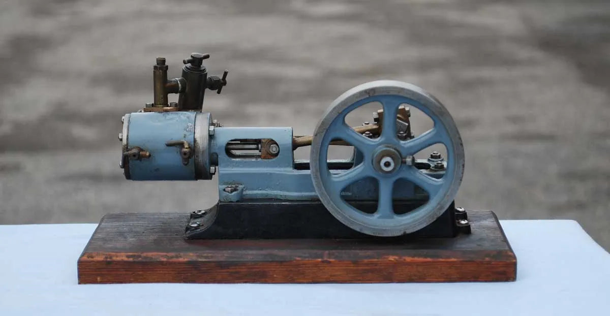 Stuart Turner No.8