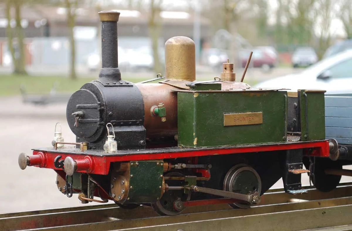 3 1/2 inch gauge slip eccentric "Tich" with wagon