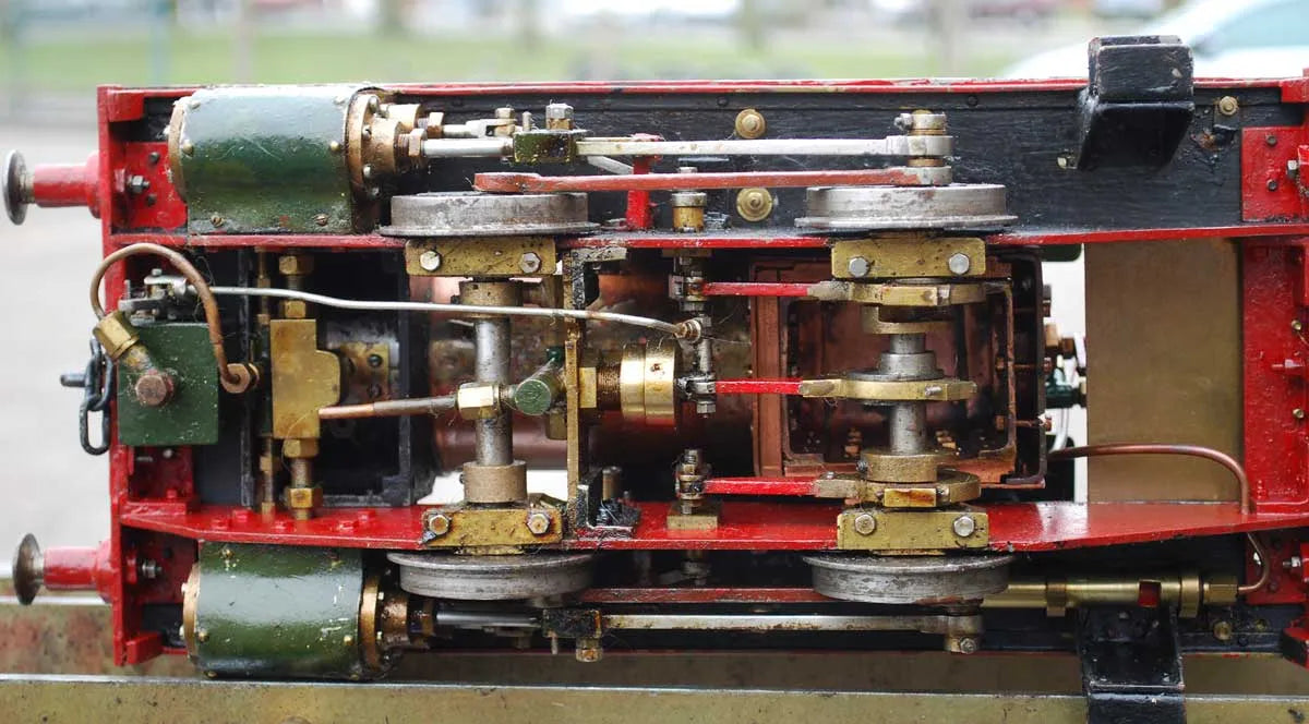 3 1/2 inch gauge slip eccentric "Tich" with wagon