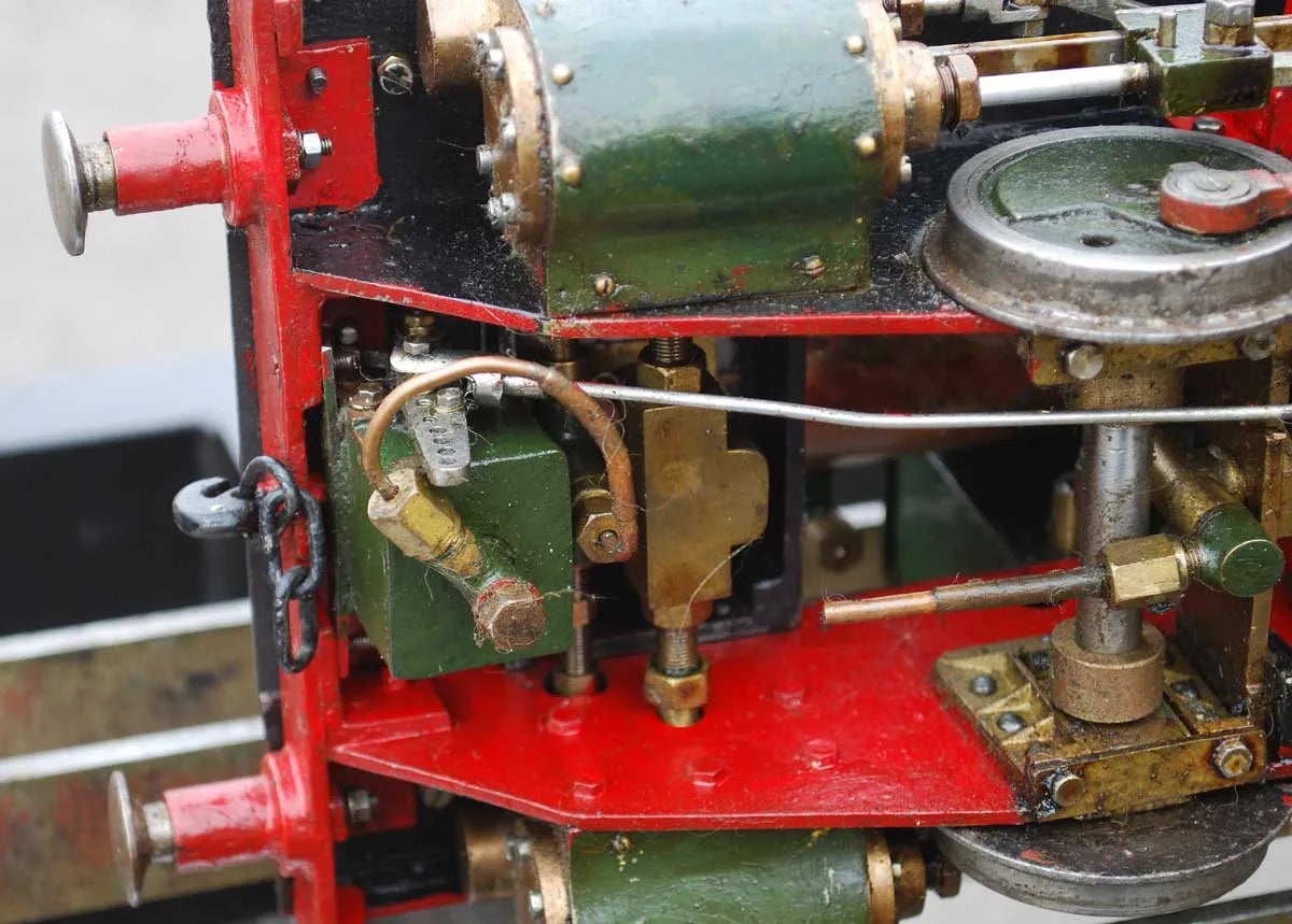 3 1/2 inch gauge slip eccentric "Tich" with wagon