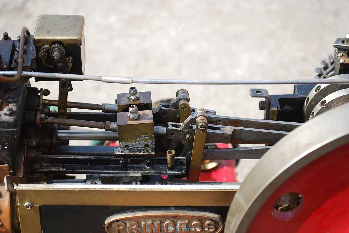 2 inch scale Fowler DCC Showmans road locomotive