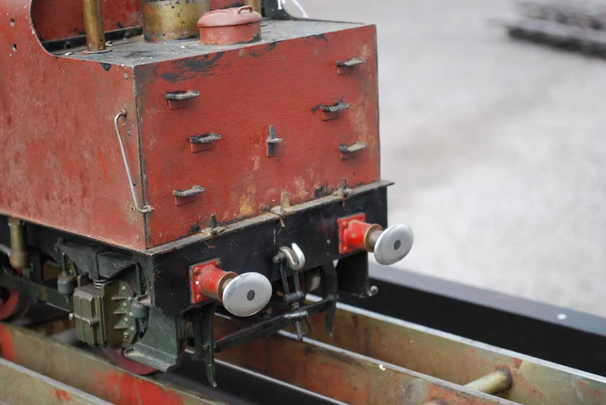 3 1/2 inch gauge Duchess with tender