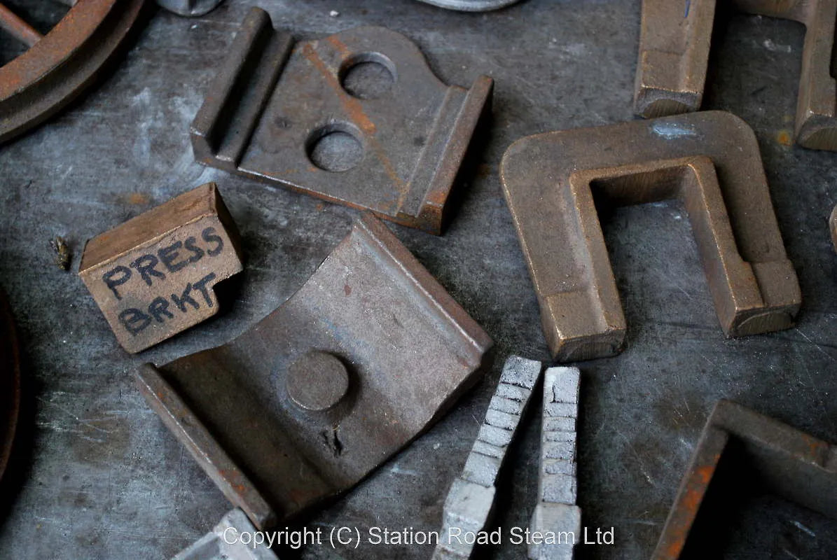 5 inch gauge Britannia wheel and hornblock castings