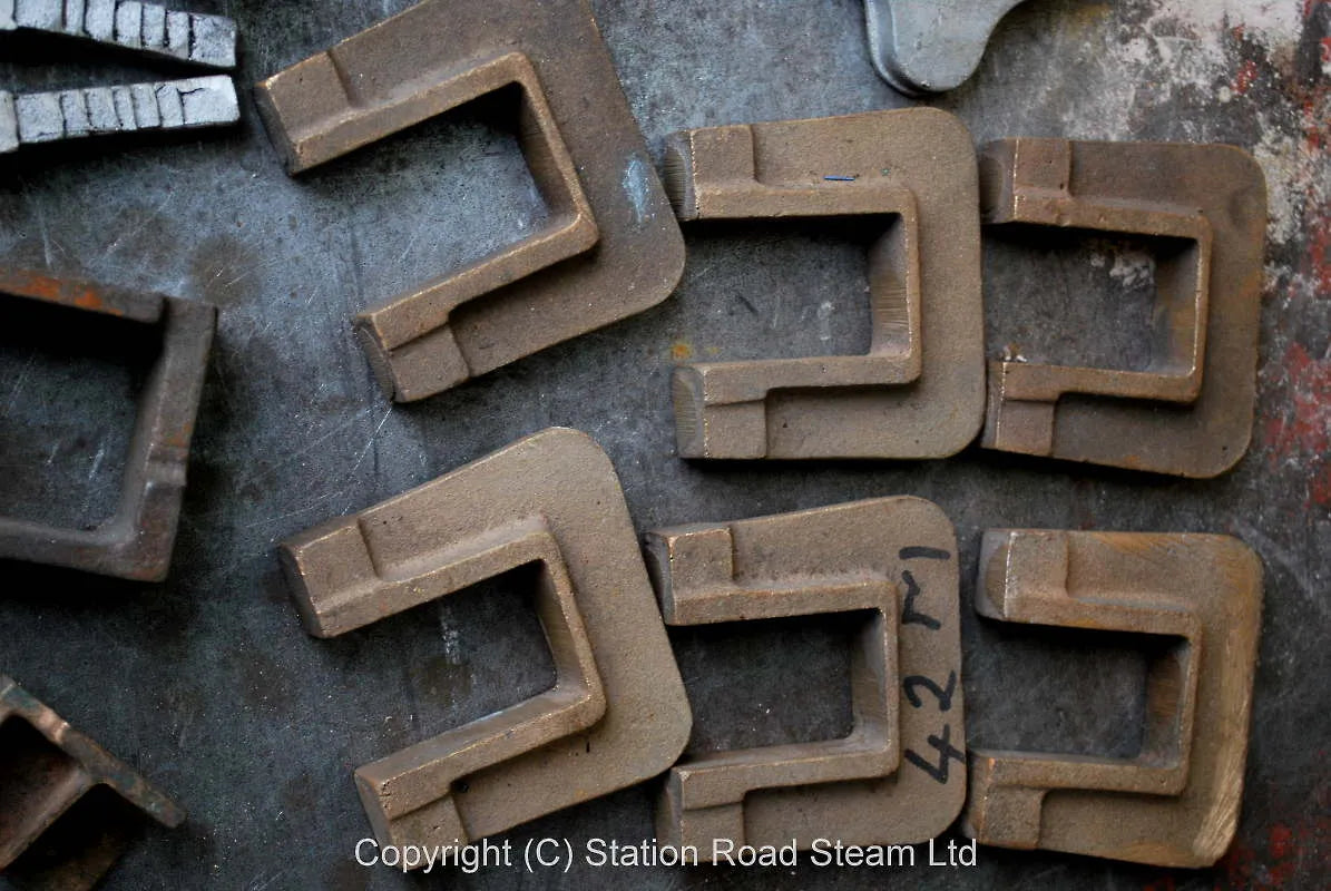5 inch gauge Britannia wheel and hornblock castings