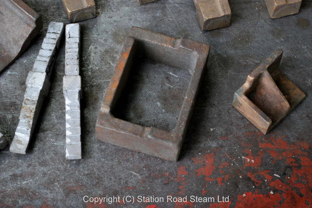 5 inch gauge Britannia wheel and hornblock castings