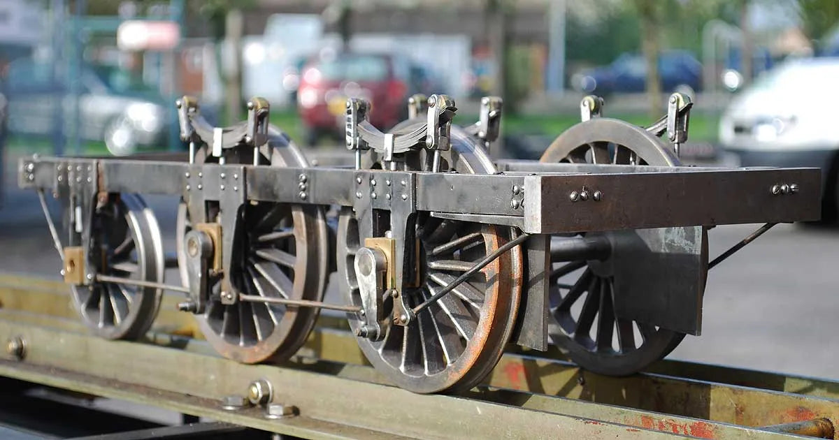 5 inch gauge part-built "Lion"