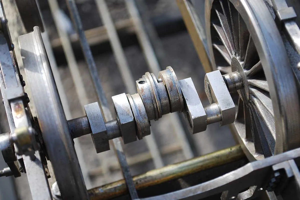 5 inch gauge part-built "Lion"