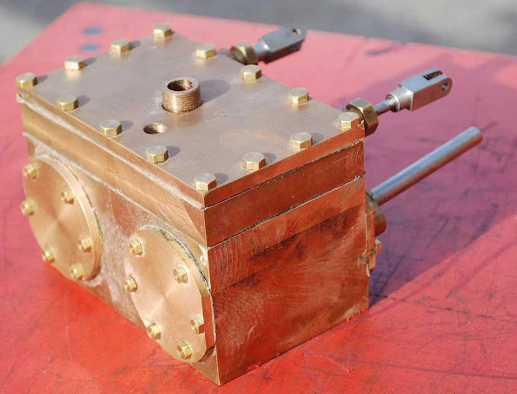 5 inch gauge part-built "Lion"