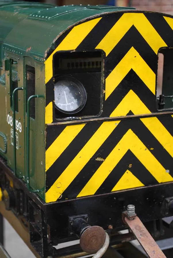 5 inch gauge Class 08 battery electric