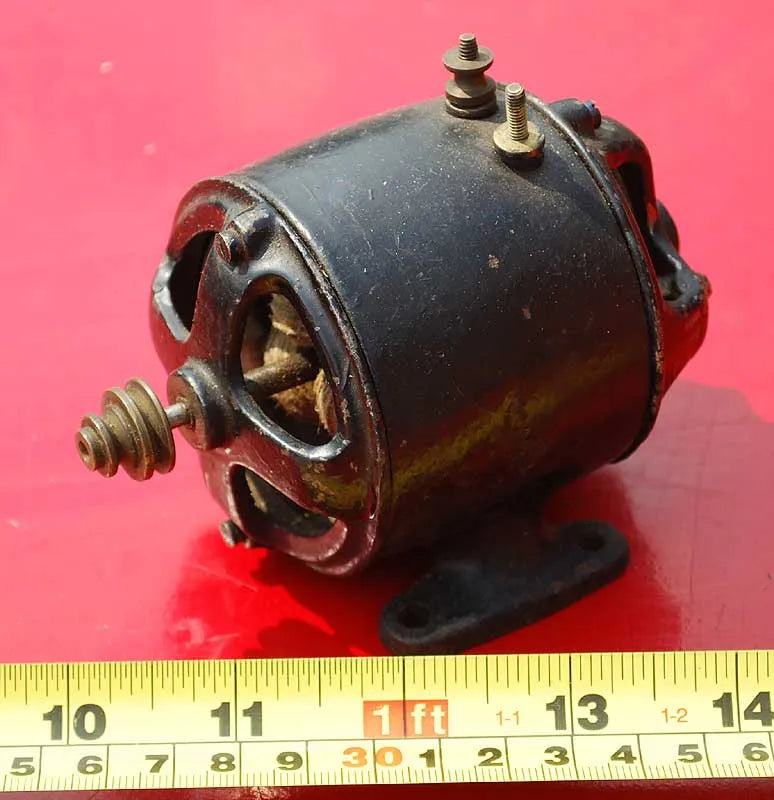 Small dynamo
