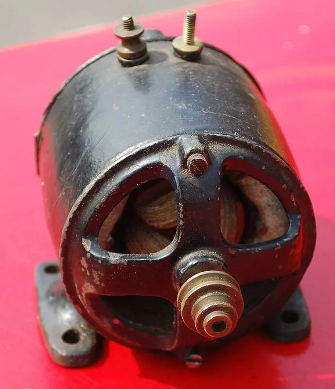 Small dynamo