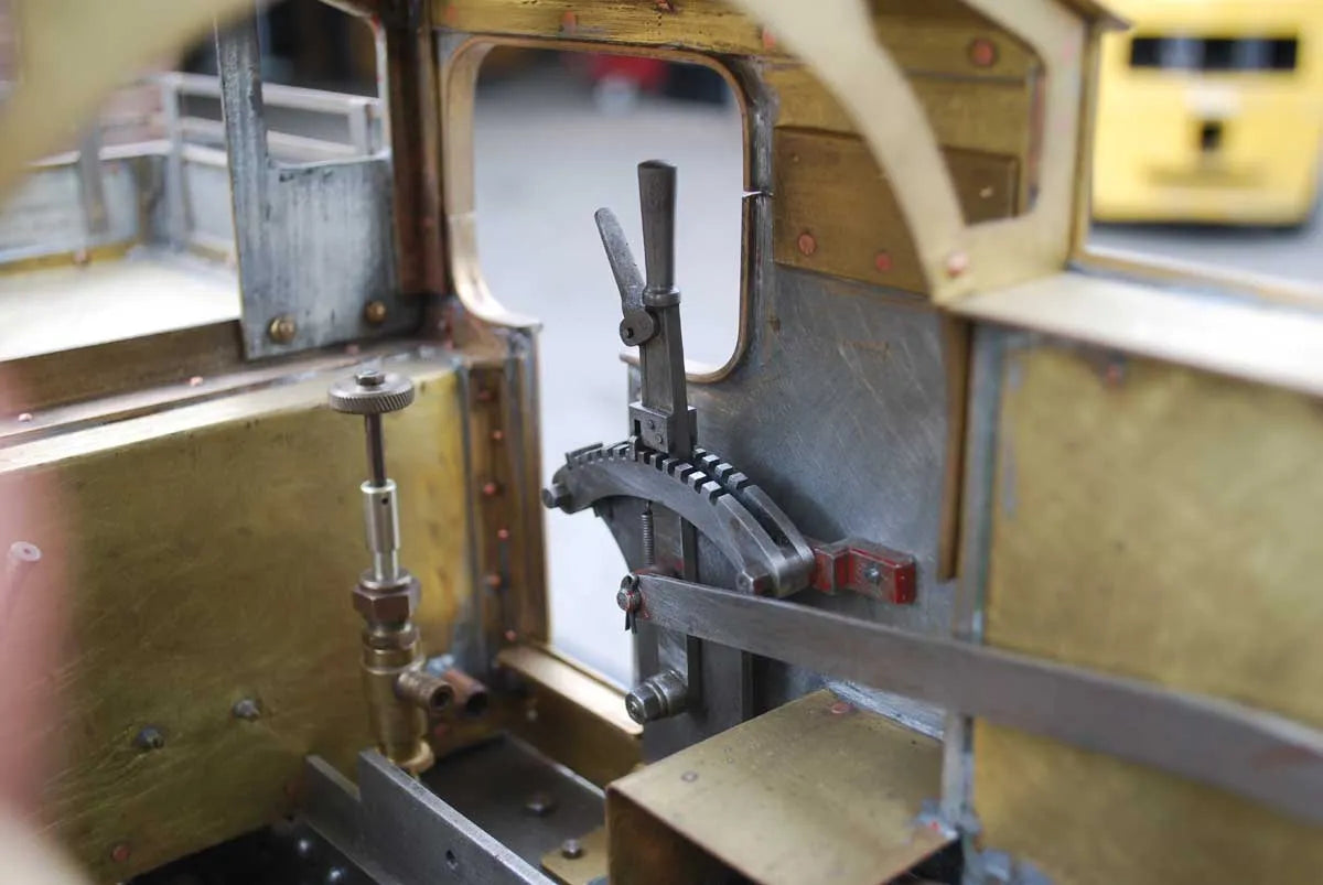 3 1/2 inch gauge 4-8-4  tank engine