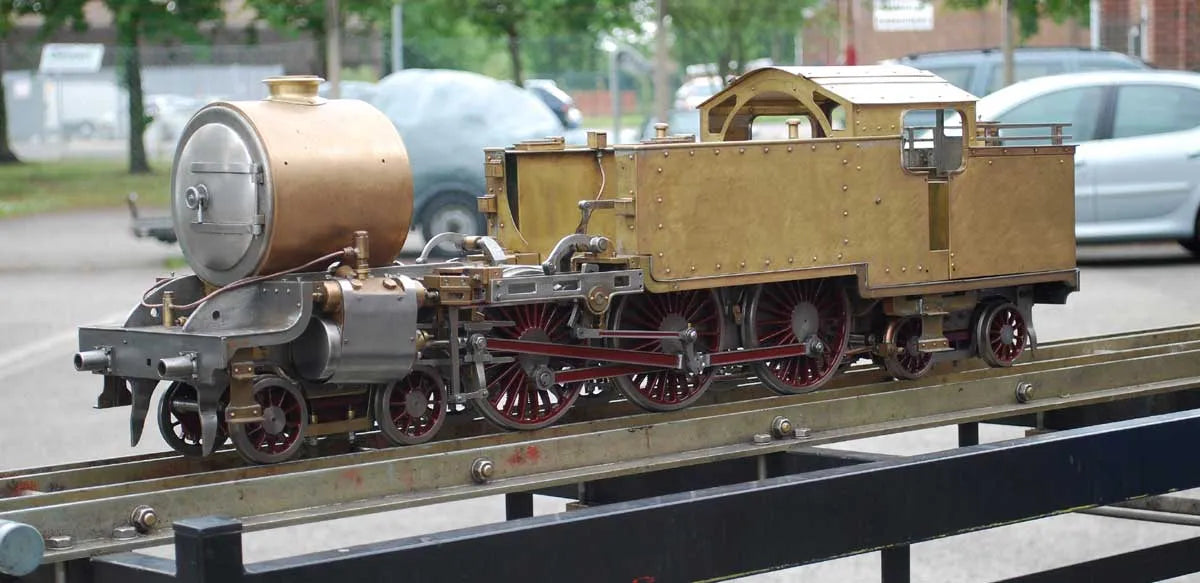 3 1/2 inch gauge 4-8-4  tank engine