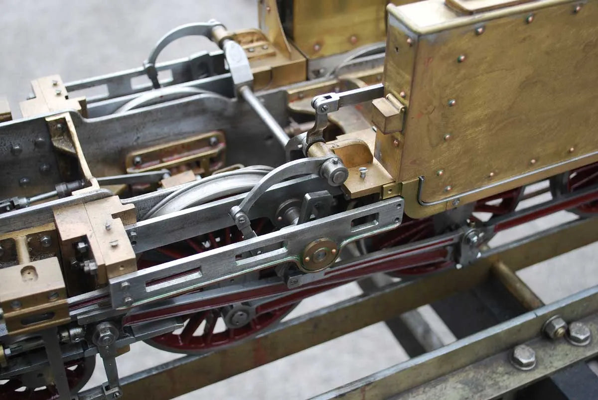 3 1/2 inch gauge 4-8-4  tank engine