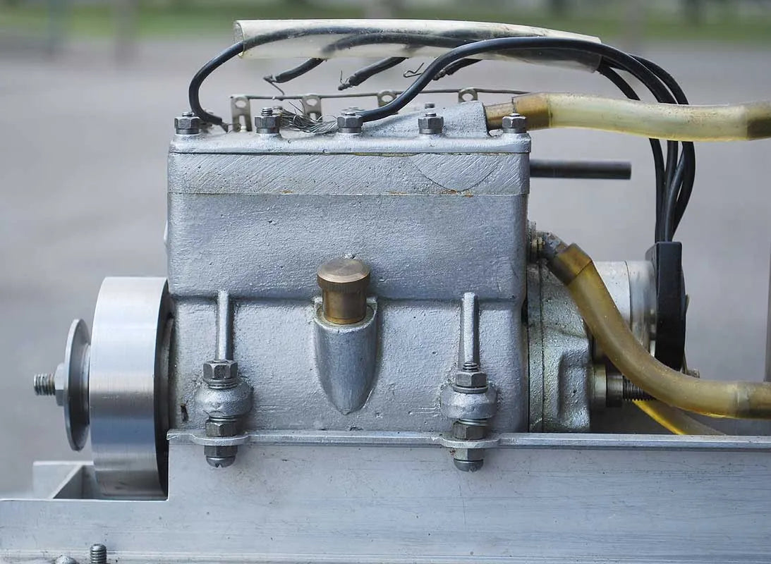 Westbury Seal 4 cylinder engine