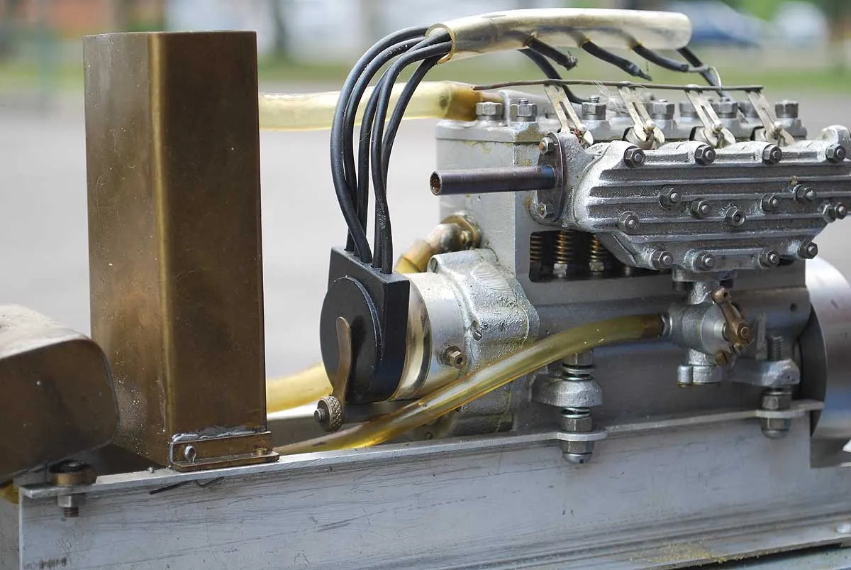 Westbury Seal 4 cylinder engine