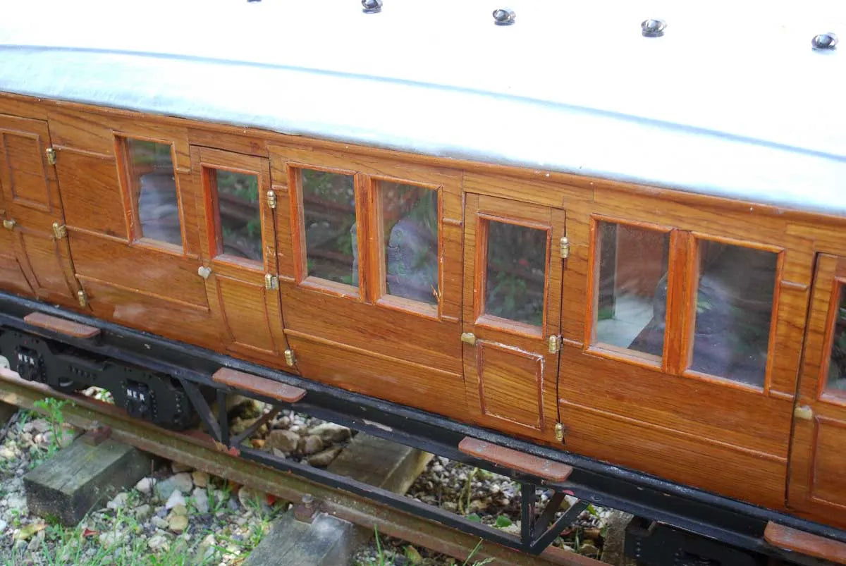 7 1/4 inch gauge teak coach