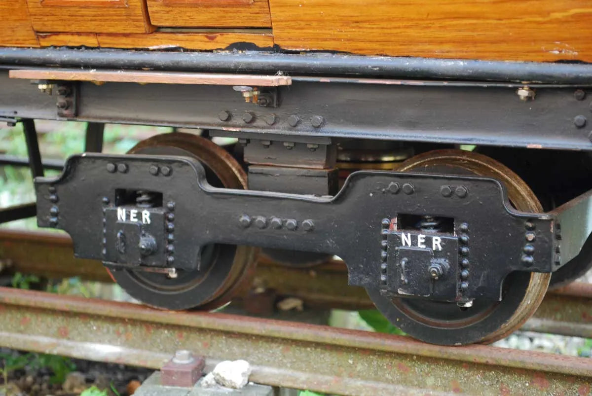 7 1/4 inch gauge teak coach
