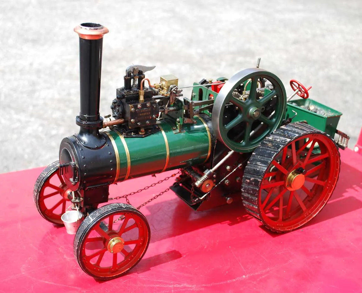 1 inch scale "Minnie"