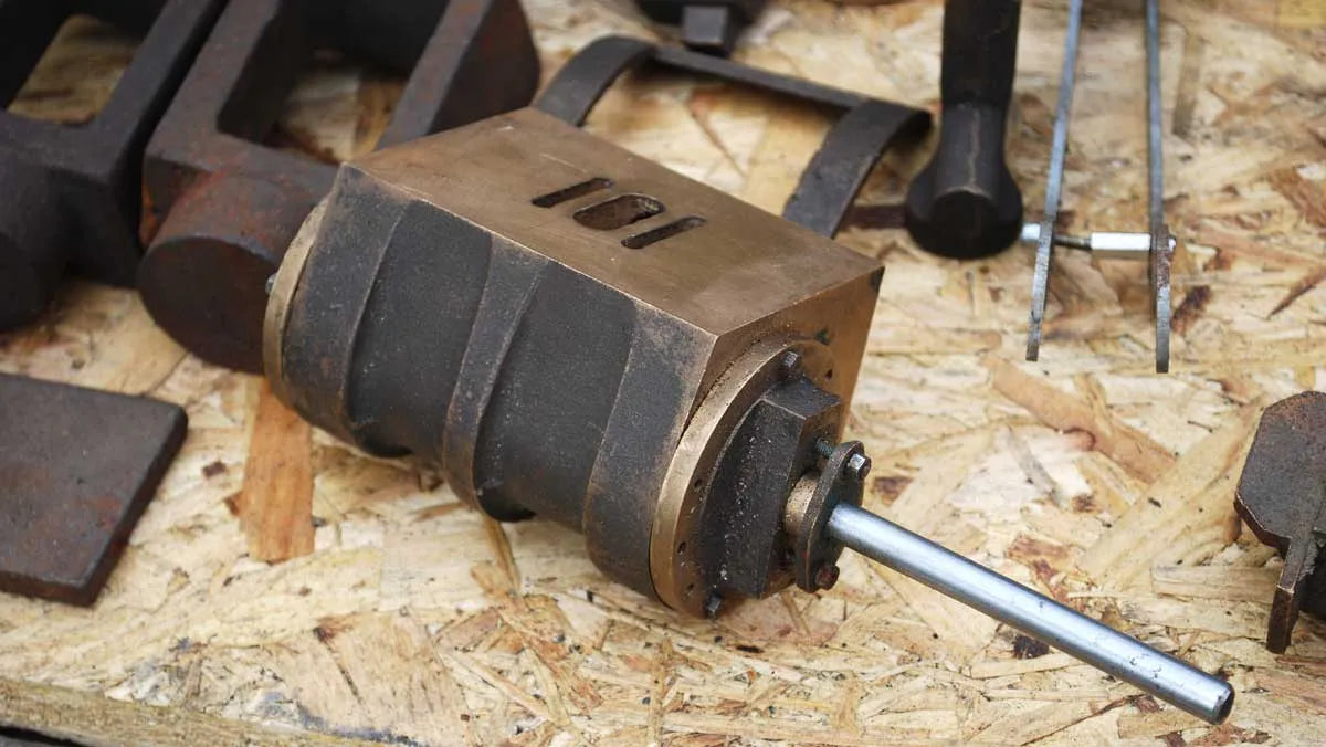 5 inch gauge part-built Manor with boiler