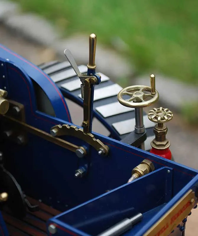 Maxwell Hemmens agricultural traction engine
