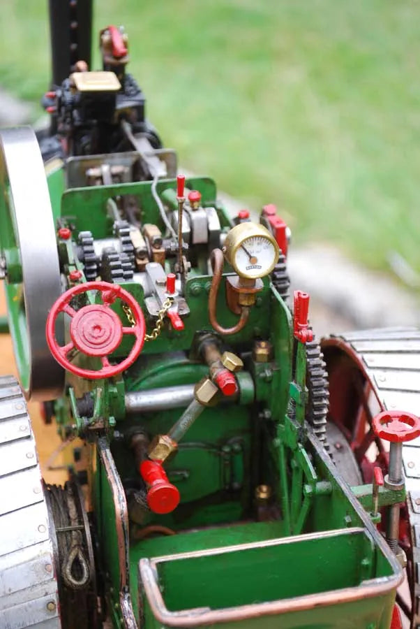 1 inch scale Minnie traction engine